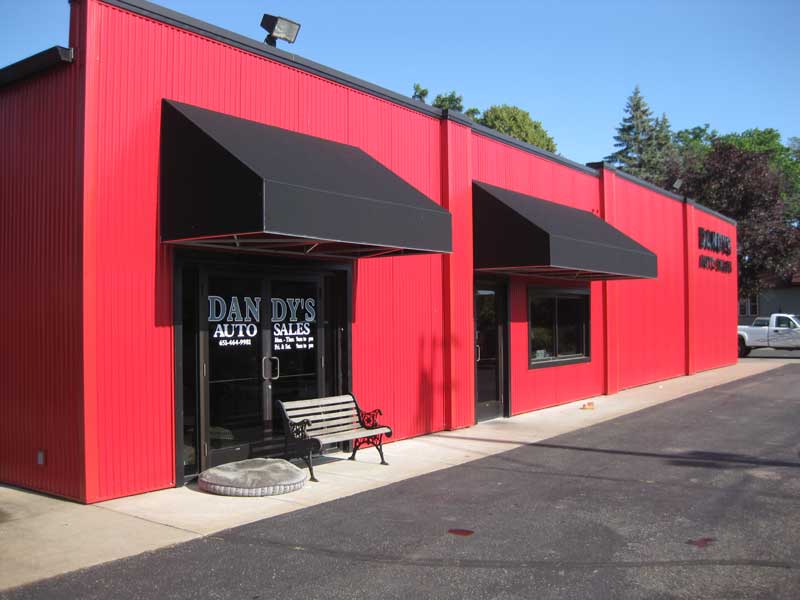 Custom Awning for Dandy's Auto Sales